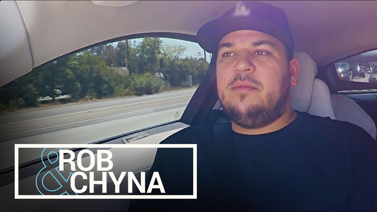 Rob & Chyna | Rob Kardashian Is "Sick" of Blac Chyna Kicking Him Out | E!