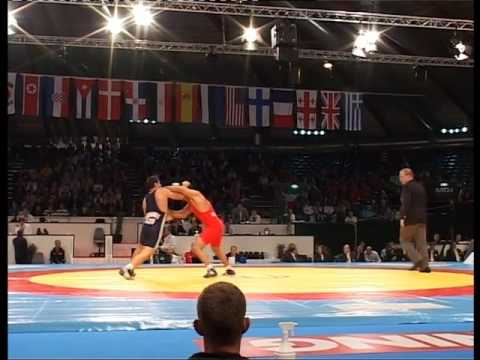 WC-2009 / Nazmi Avluca (TUR)  - Shalva Gadabadze (AZE) GR 84 kg semifinal match