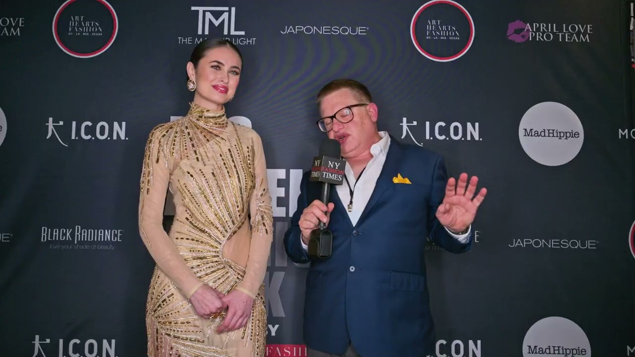 Model Theresa in her Giannina Azar runway look @artheartsfashion LAFW