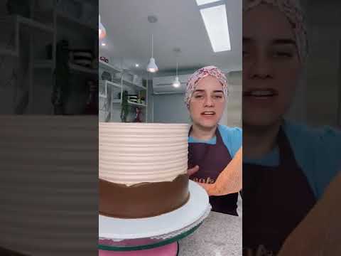 Como fazer um cachepô no seu bolo de chantininho:
