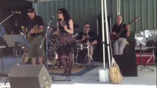 Darling It Hurts (Paul Kelly) by Ramzilla