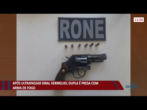 Após ultrapassar sinal vermelho, dupla é presa com arma de fogo em Teresina 26 05 2021