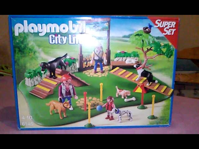 Vídeo relacionado con PLAYMOBIL Martin Rütter - Entrenador de perros | Juguetes a partir de 4 años | Regalo para niños | Fomenta la creatividad y la empatía | Adorable juego de rol de entrenamiento para perros con figura y
