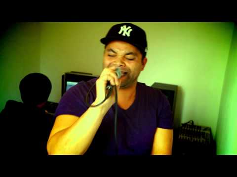 Showtek ft. We Are Loud & Sonny Wilson-Booyah (Sonny's Acoustic Chill Version)