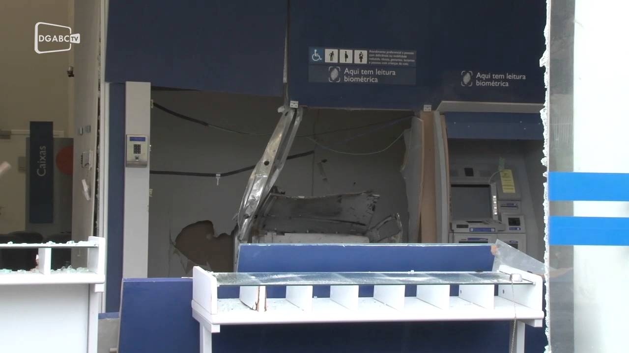 Criminosos atacam caixas eletrônicos em São Bernardo