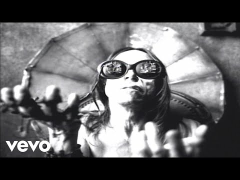 A écouter en préparant Panna cotta vanille et fleurs d'hibiscus