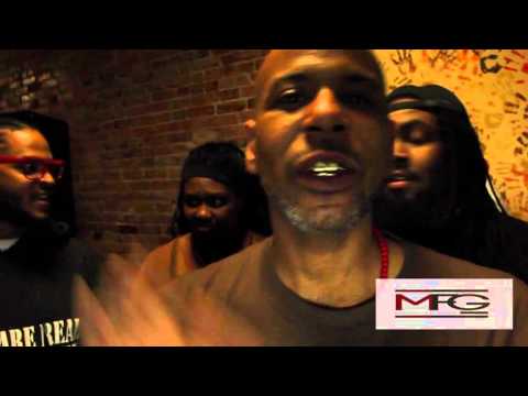 Gravity vs Young Mali