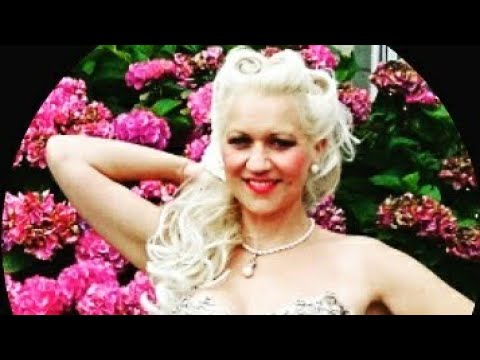 Back In Your Own Backyard - Gunhild Carling Live