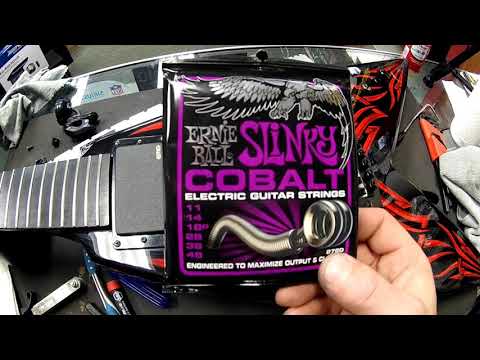 KERRY KING BC Rich V GOES METAL