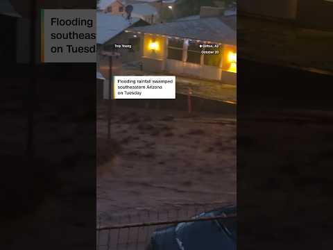 Flooding overtakes Arizona town