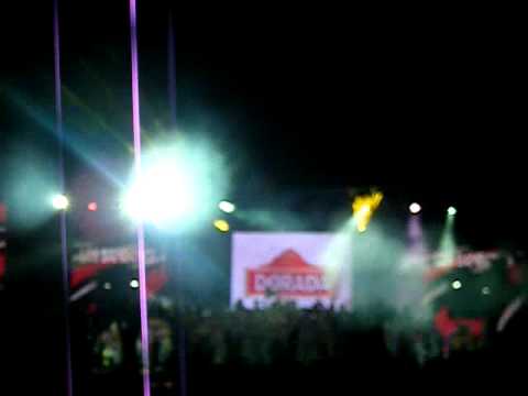 Bambones 2011 en la final de Murgas (Abraham y Débora)