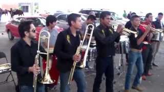 norteño banda "la irresistible"(la machaca)