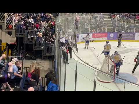 Nolan LaPorte vs Erik Naslund EIHL fight 16-4-22