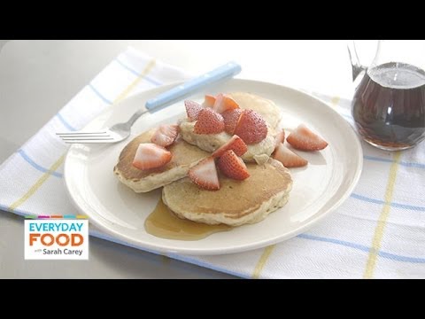 download lagu mp3 mp4 Cinnamon Oatmeal Pancakes, download lagu Cinnamon Oatmeal Pancakes gratis, unduh video klip Cinnamon Oatmeal Pancakes