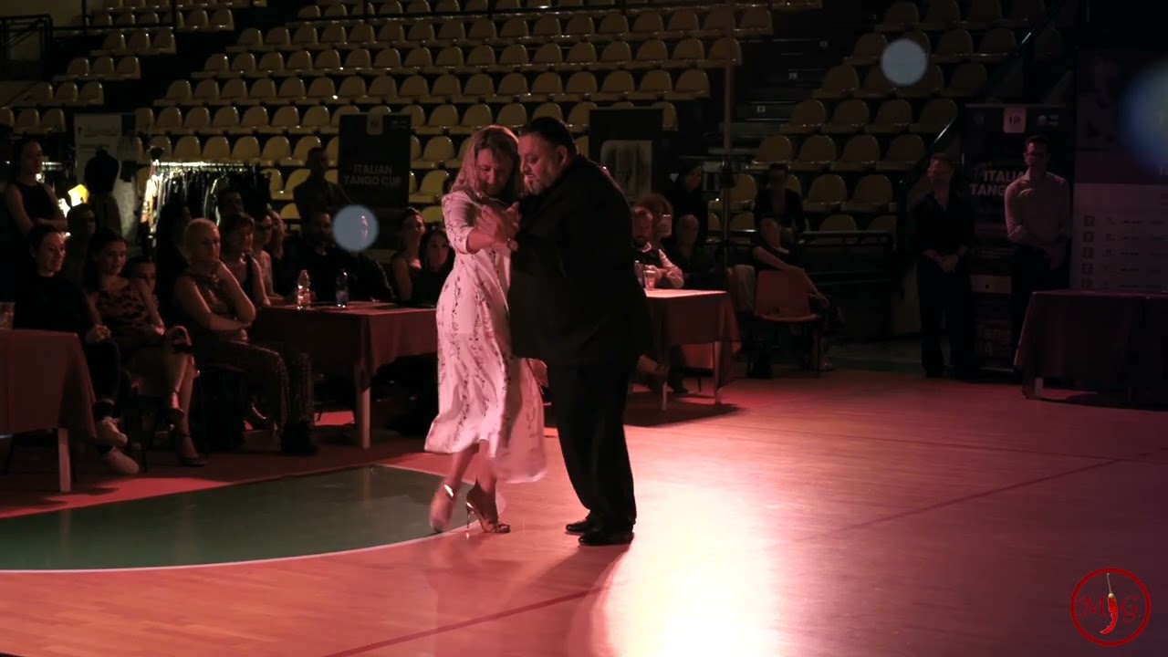 Video thumbnail for YANINA ERRAMOUSPE & LEO ORTIZ  ....MILONGAAA