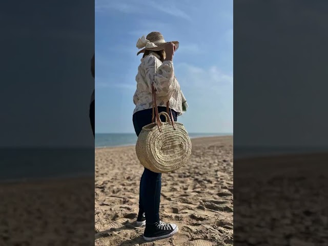 Vídeo relacionado con Bolsas de playa personalizadas para dama de honor, bolsa de paja personalizada, cesta tejida personalizada, Multi, 38x8x25cm