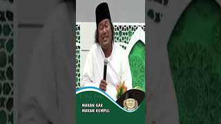 Download lagu Gus Muwafiq - Mangan Ora Mangan Kumpul #shorts mp3