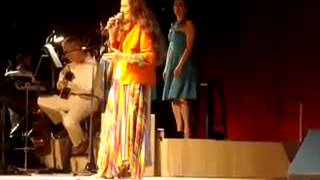 Tira Poeira & Maria Bethânia - Padroeiro do Brasil 'São Jorge' [Geraldo Maia]