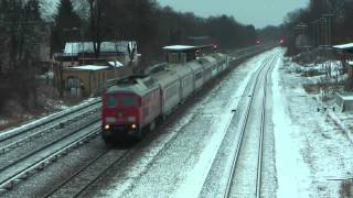 preview picture of video 'Ostbahn am 12.1.2013 BR232+BR234 mit BWE+Schlafwagenzug in Kaulsdorf, Strausberg und Birkenstein'
