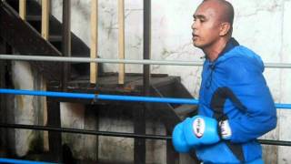 Cocoy punchmate with jessie.AVI