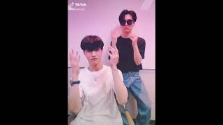 Download lagu Kino & Yeo One  ( Pentagon) challenge ' Banana drop ' On Tik Tok mp3