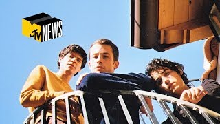 Wallows Perform &#39;Remember When&#39;, &#39;Are You Bored Yet?&#39;, &amp; More (Live Performance) | MTV News