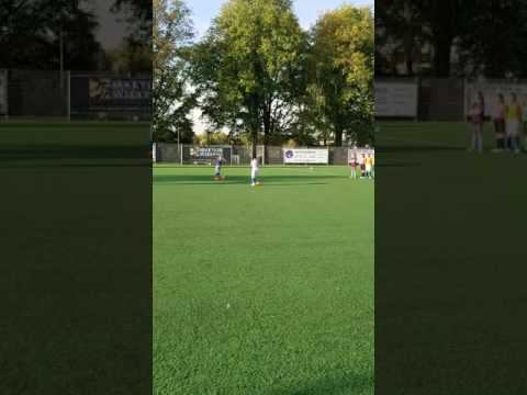Purmersteijn MO11-1 traint op een heel eigen manier...