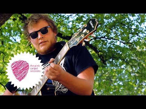 The Smith Street Band - Shivers (the pink carpet sessions)