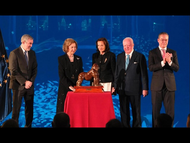 La Reina Doña Sofía recibe el Premio Gorila 2024