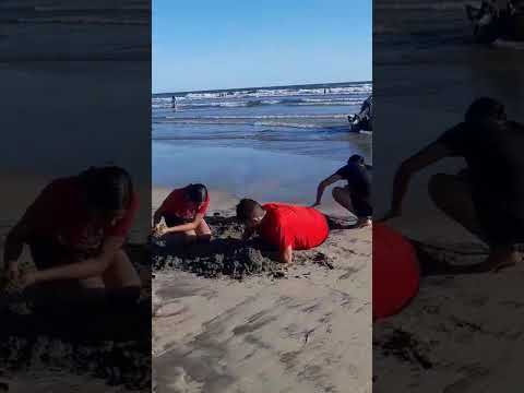 Así el ambiente en Playa el Espino en el Distrito de Jucuarán, departamento de Usulutan