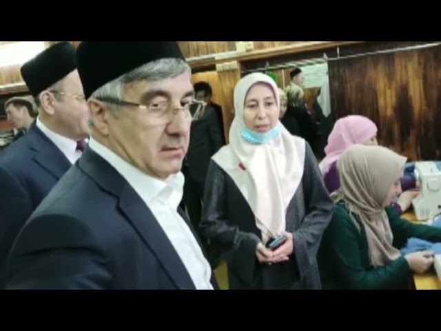 Васил Шәйхразиев Балтач үзәк мәчетенең - Мәгърифәт мәркәзенең "Милли хәзинә" остаханәсендә