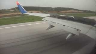 preview picture of video 'SunExpress B737-800 Landing in Izmir'