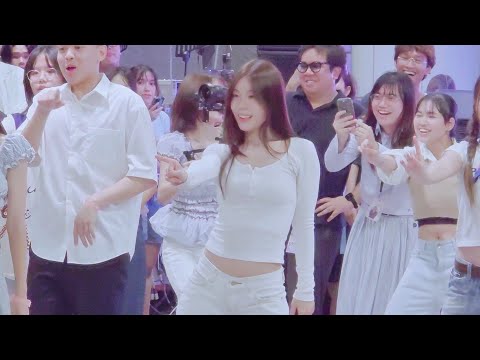 20251003 [Fancam] Fond QRRA - Random Dance - Oh my pumpkin! Busking & Random Play Dance Party