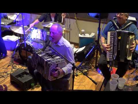 Don't Fight Girls Polka - Dynatones Reunion