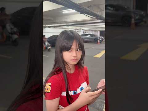 Nama nye juga cewek 😂