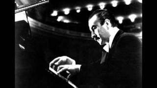 Download lagu Claudio Arrau plays Liszt's Verdi Paraphrases - Rigoletto mp3