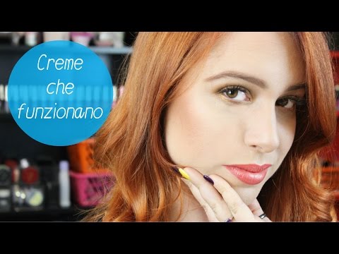 La donna che ha lentiggini di faccia il padre di cui è stato senza lentiggini sposate Quello che il migliore di tutti i decoloranti una faccia