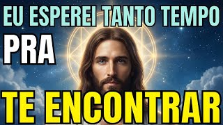 DEUS REVELA: 