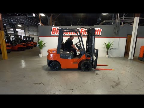 TOYOTA 7-series 7FGU25 5,000lb Gasoline #2456 - Forklift for Sale
