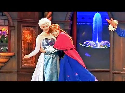 FULL New Frozen stage show in Fantasy Faire with Anna, Elsa at Disneyland