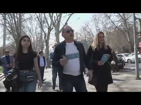 Կմասնակցե՞ք, պարոն Հարությունյան. Վահե Հակոբյանը՝ Արայիկ Հարությունյանին