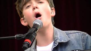 Greyson Chance - Sunshine and City Lights - NEW SONG LIVE in Vancouver August 2012 (HD)