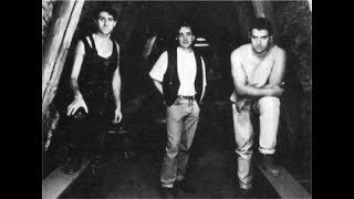 Acolla - La bruja está triste / Ya no quedan locos (7")