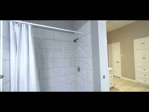 Home2Love! 0ne of a kind bungalow on 1 Acre!  4813 53 Ave, Millet - Ken Healey