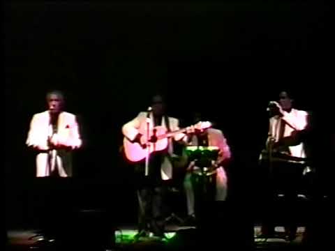 Os Quindins De Iaiá - Trio Irakitan