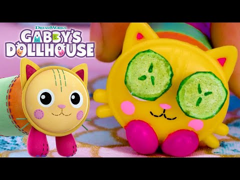 Everyone's Favorite COZY Moments with PillowCat! 😻 | GABBY'S DOLLHOUSE TOYPLAY ADVENTURES