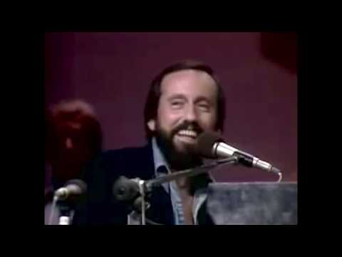 Ray Stevens - I Need Your Help Barry Manilow (Live)