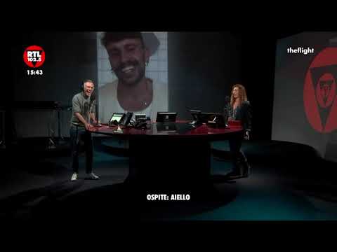 Aiello a RTL102.5: "'Vienimi a Ballare’ e ‘Che canzoni siamo' due diamantini per un nuovo album”