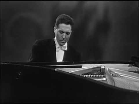 Beethoven - Cadenza from first movement of piano concerto 4 - Aldo Ciccolini, piano