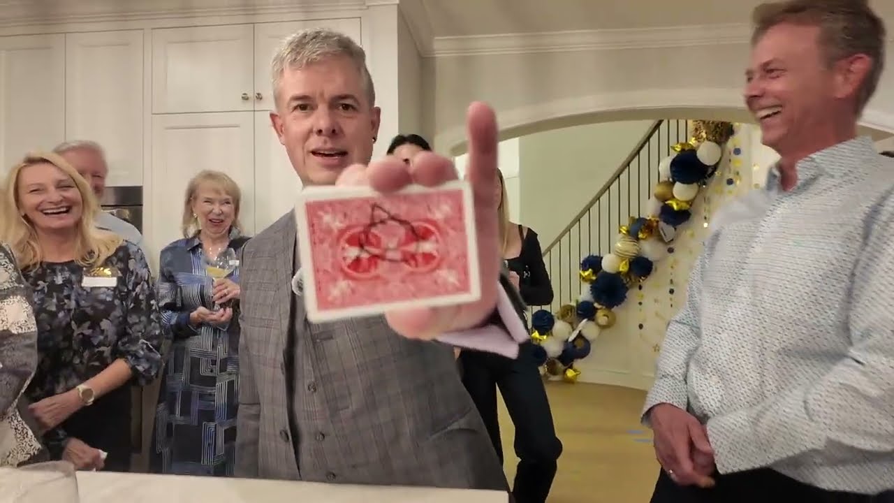 Promotional video thumbnail 3 for Malcolm Russell – magician